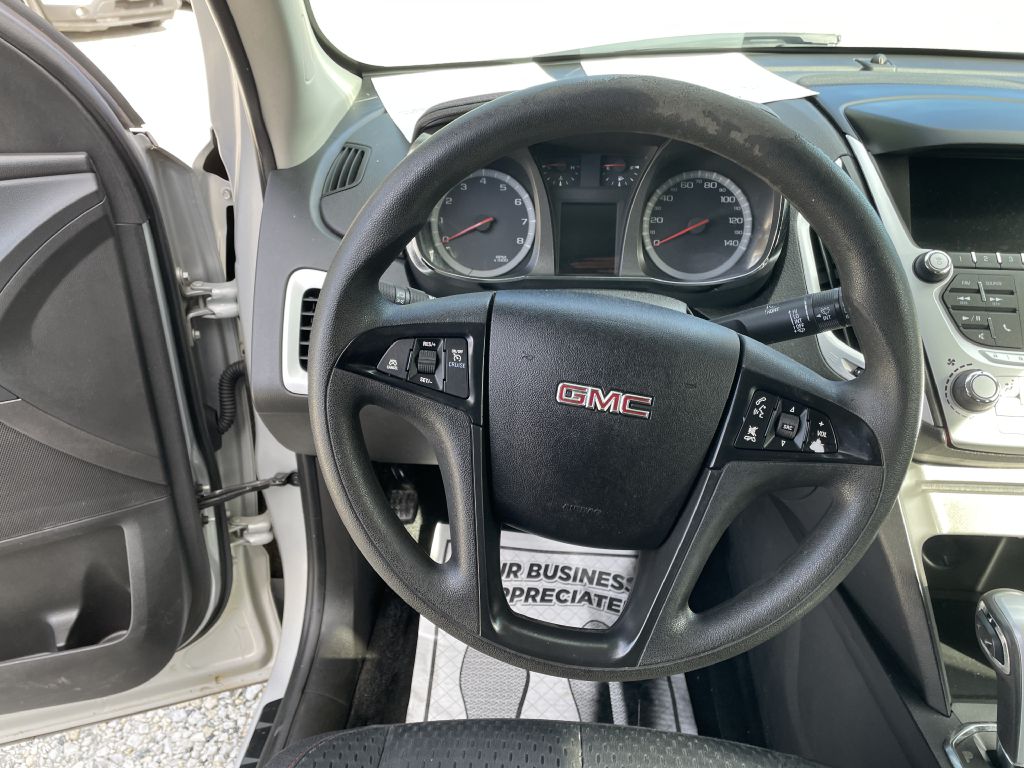 Photo 8 of this GMC TERRAIN