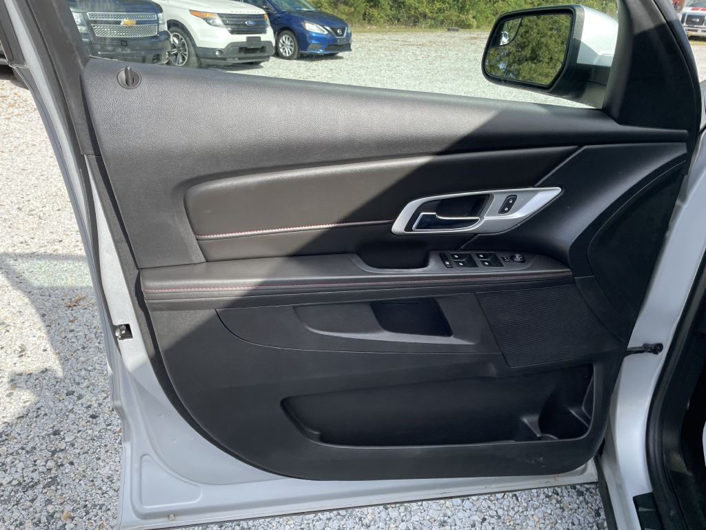 Photo 10 of this GMC TERRAIN