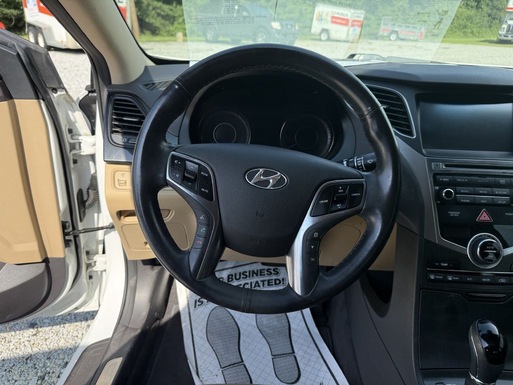 Photo 7 of this HYUNDAI AZERA