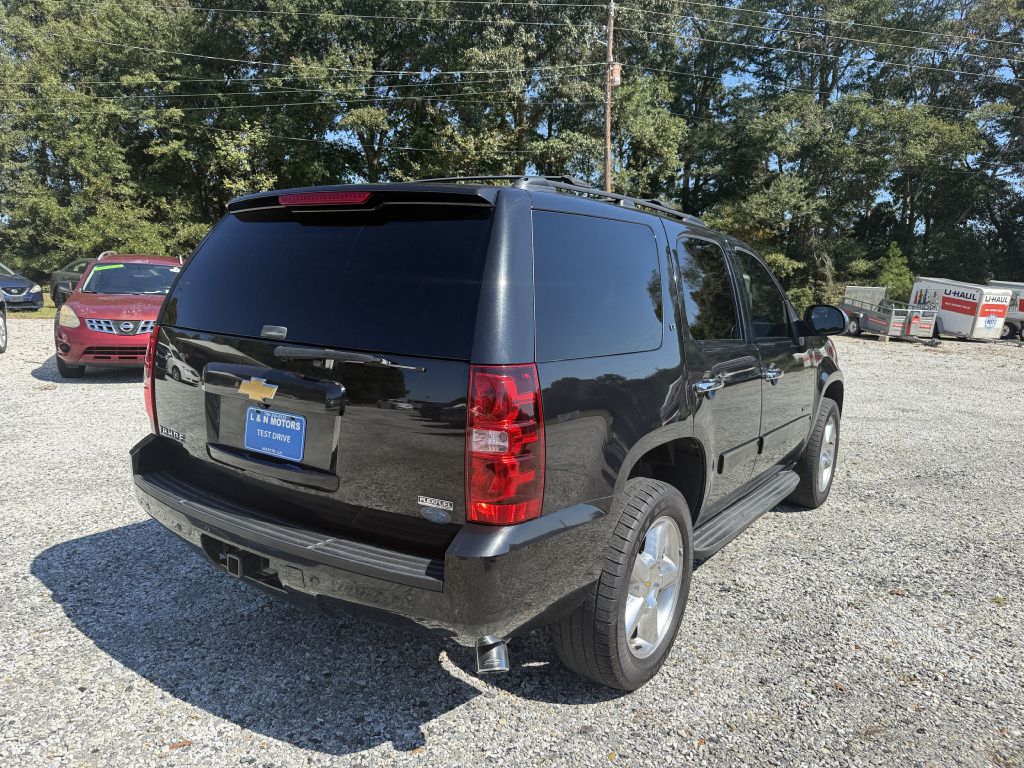 Photo 3 of this CHEVROLET TAHOE