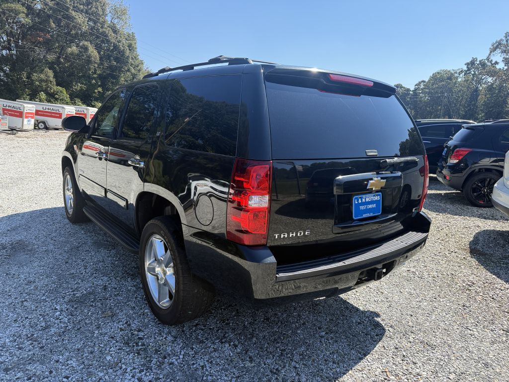 Photo 4 of this CHEVROLET TAHOE