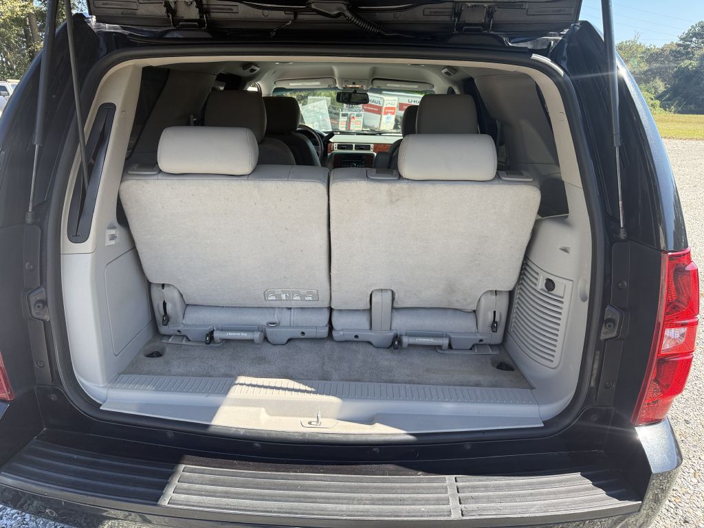 Photo 8 of this CHEVROLET TAHOE