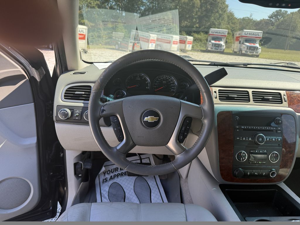 Photo 10 of this CHEVROLET TAHOE