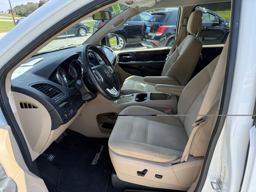 Photo 5 of this DODGE GRAND CARAVAN