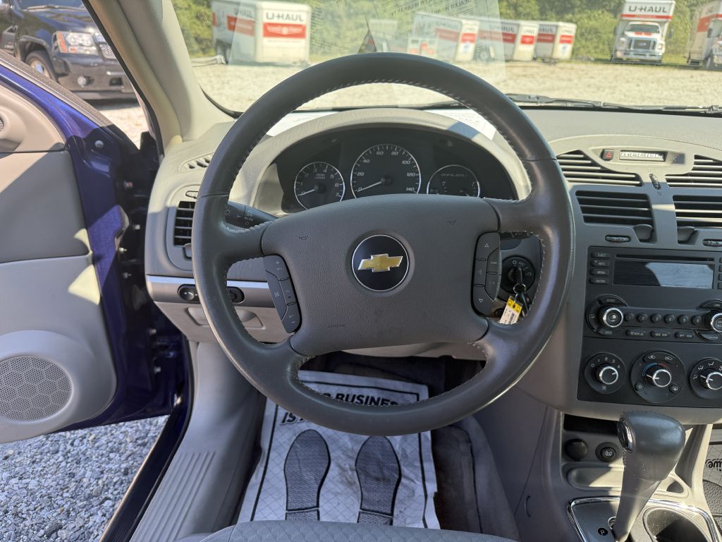 Photo 7 of this CHEVROLET MALIBU