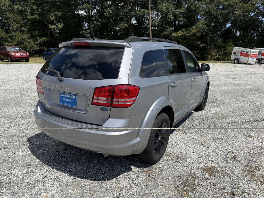 Photo 3 of this DODGE JOURNEY