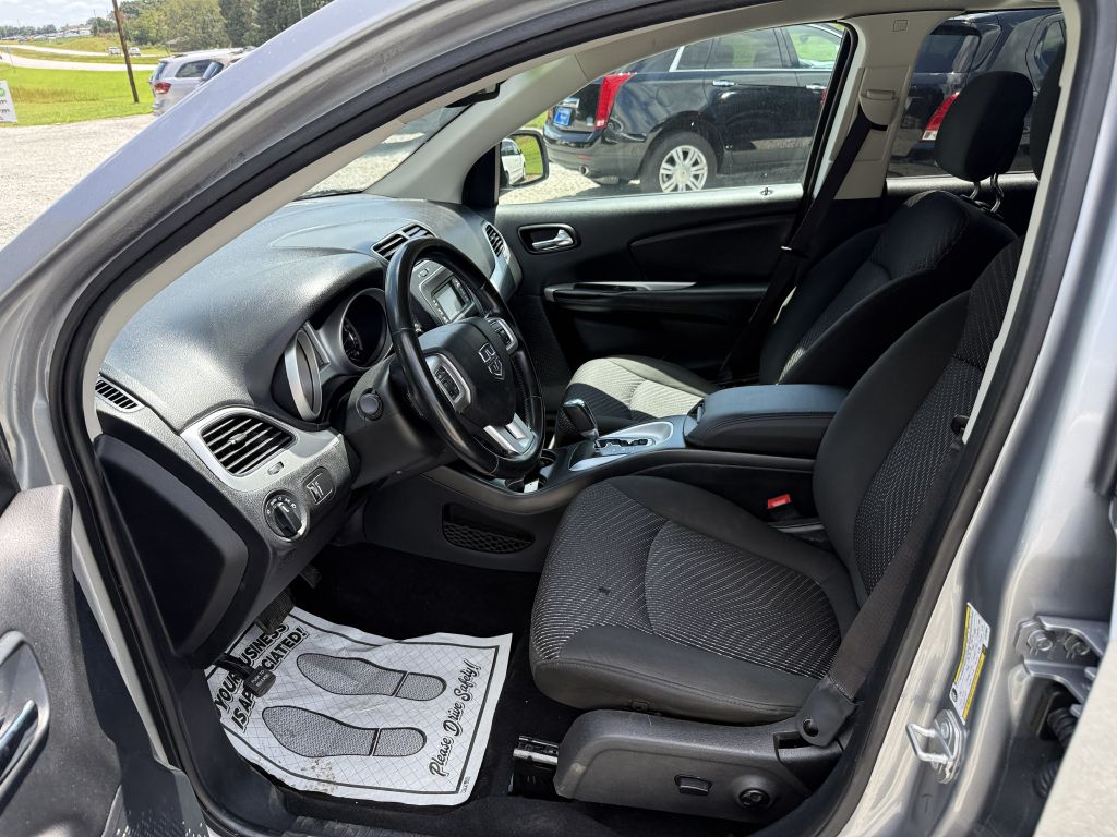 Photo 5 of this DODGE JOURNEY