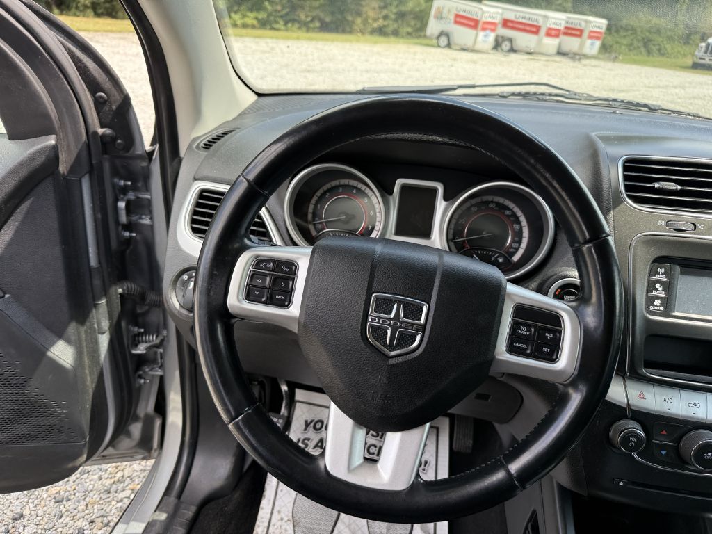 Photo 10 of this DODGE JOURNEY
