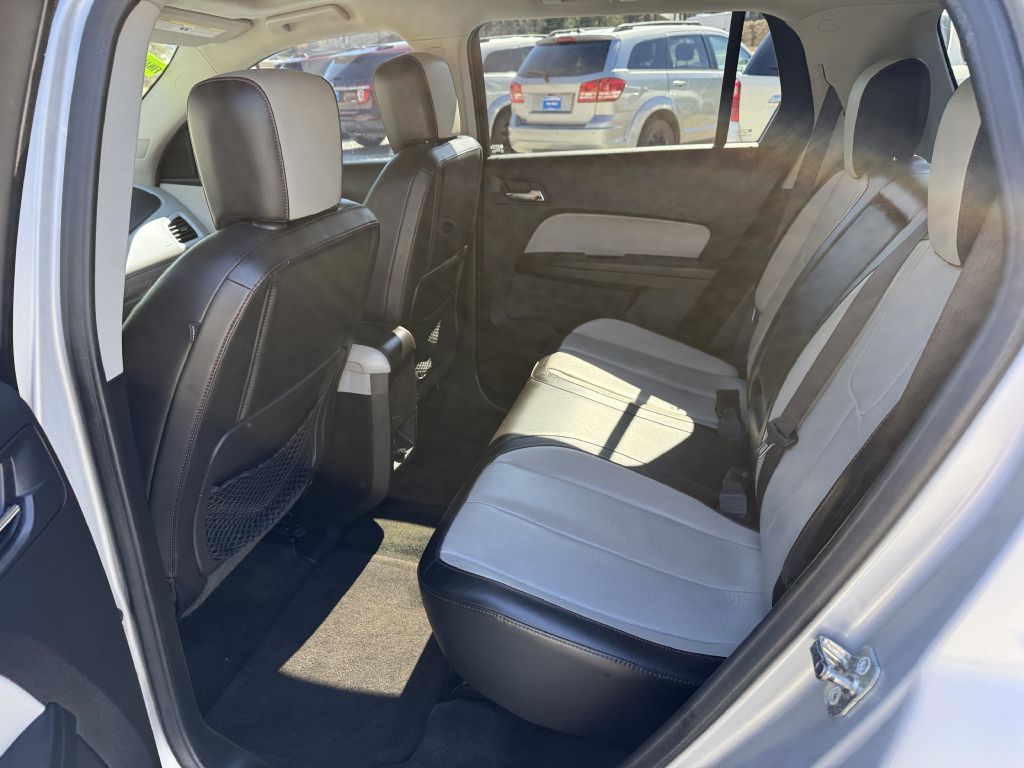Photo 6 of this GMC TERRAIN