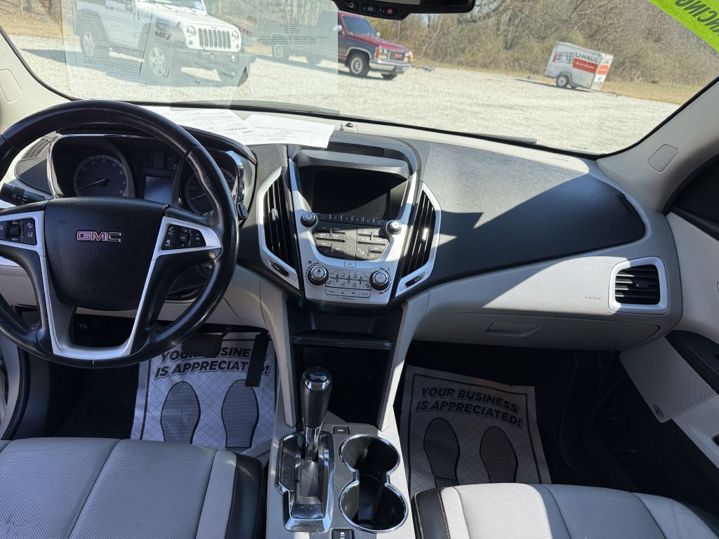 Photo 9 of this GMC TERRAIN