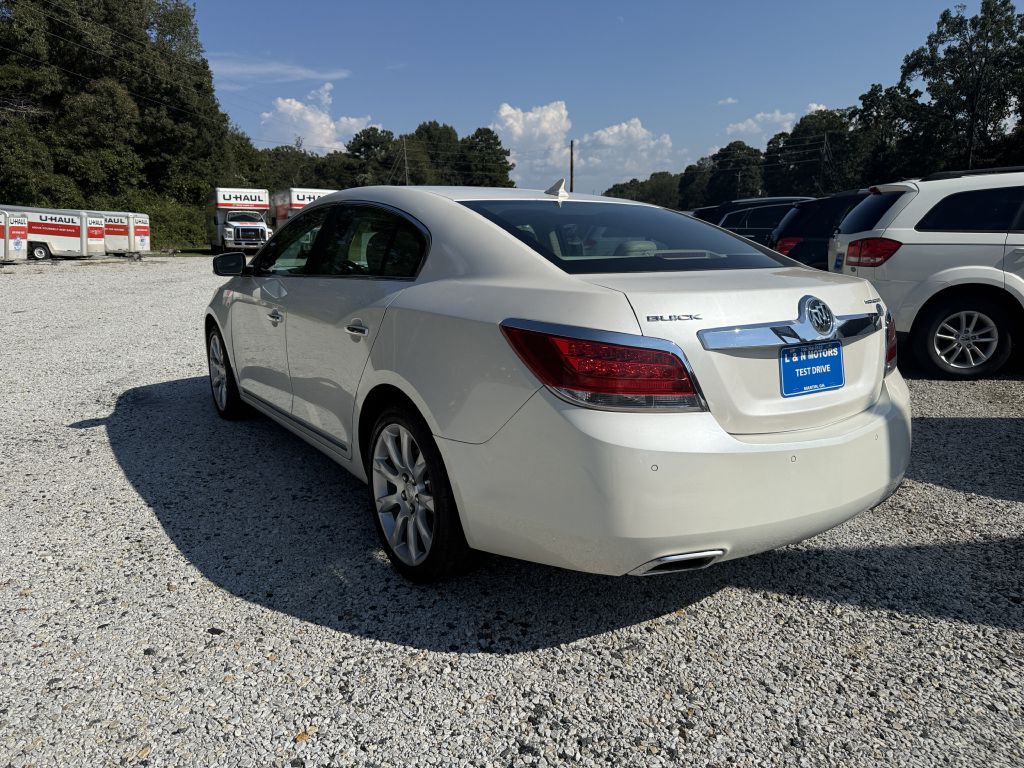 Photo 4 of this BUICK LACROSSE
