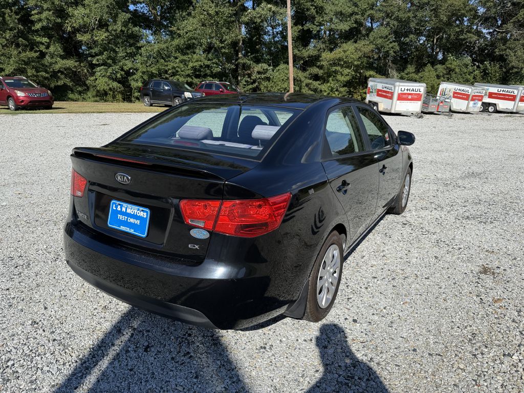Photo 3 of this KIA FORTE