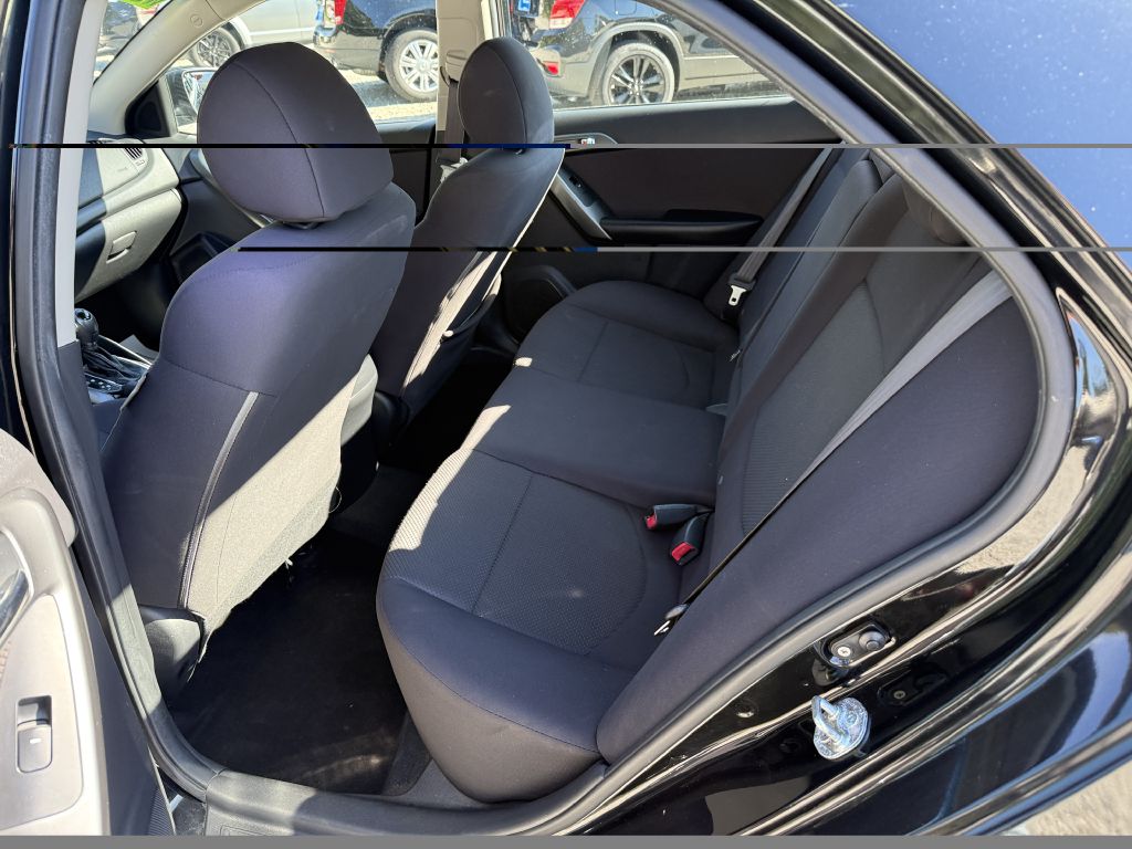 Photo 6 of this KIA FORTE