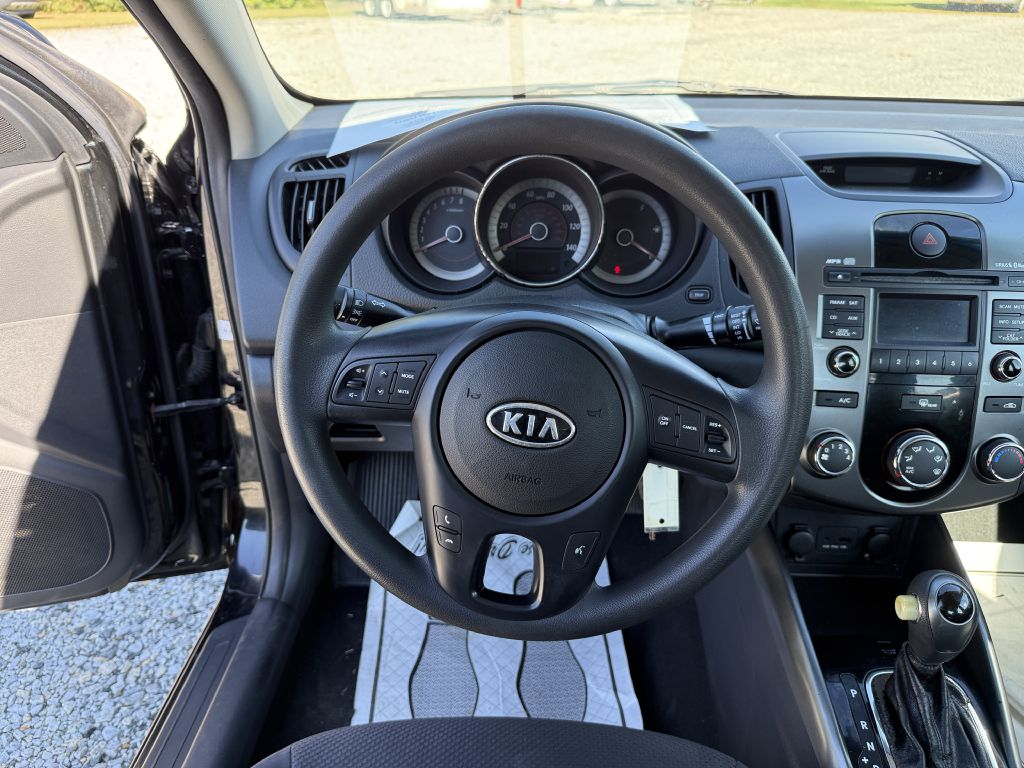 Photo 7 of this KIA FORTE