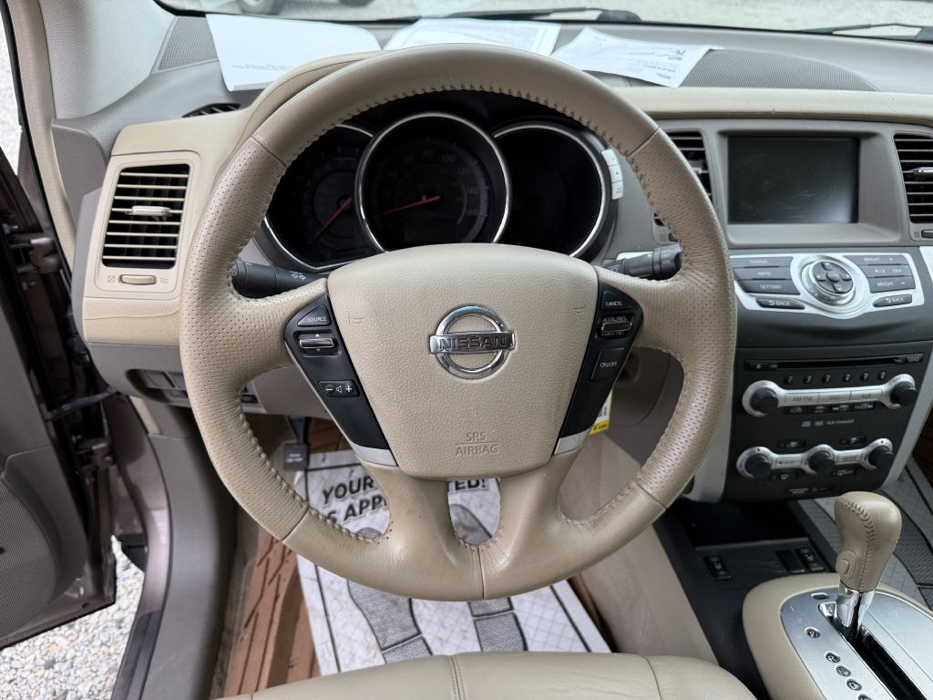 Photo 9 of this NISSAN MURANO