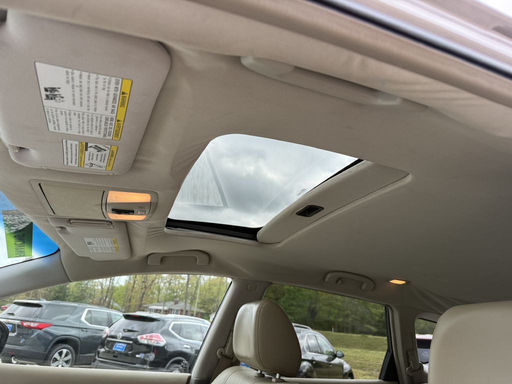 Photo 11 of this NISSAN MURANO
