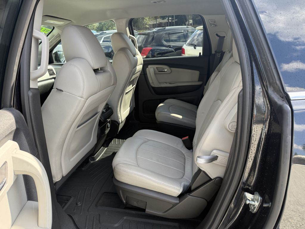 Photo 6 of this CHEVROLET TRAVERSE