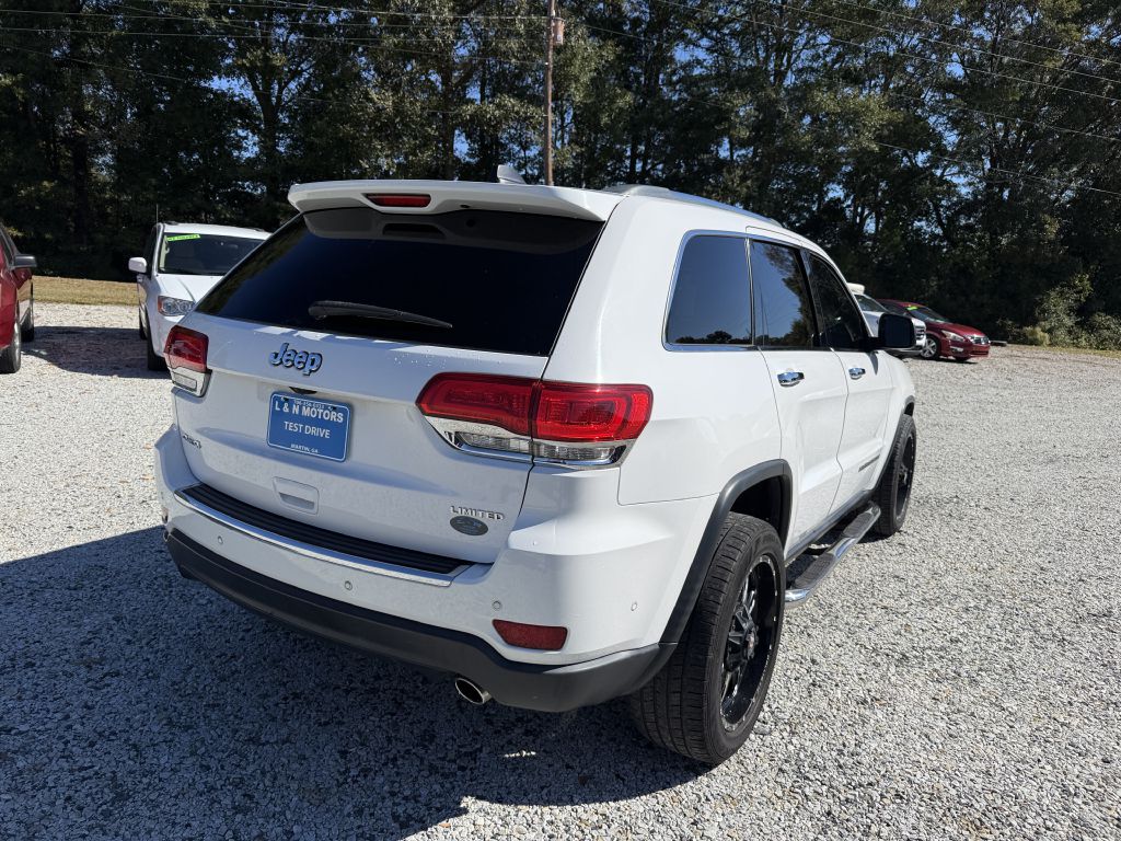 Photo 3 of this JEEP GRAND CHEROKEE