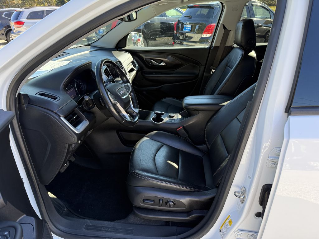 Photo 5 of this GMC TERRAIN