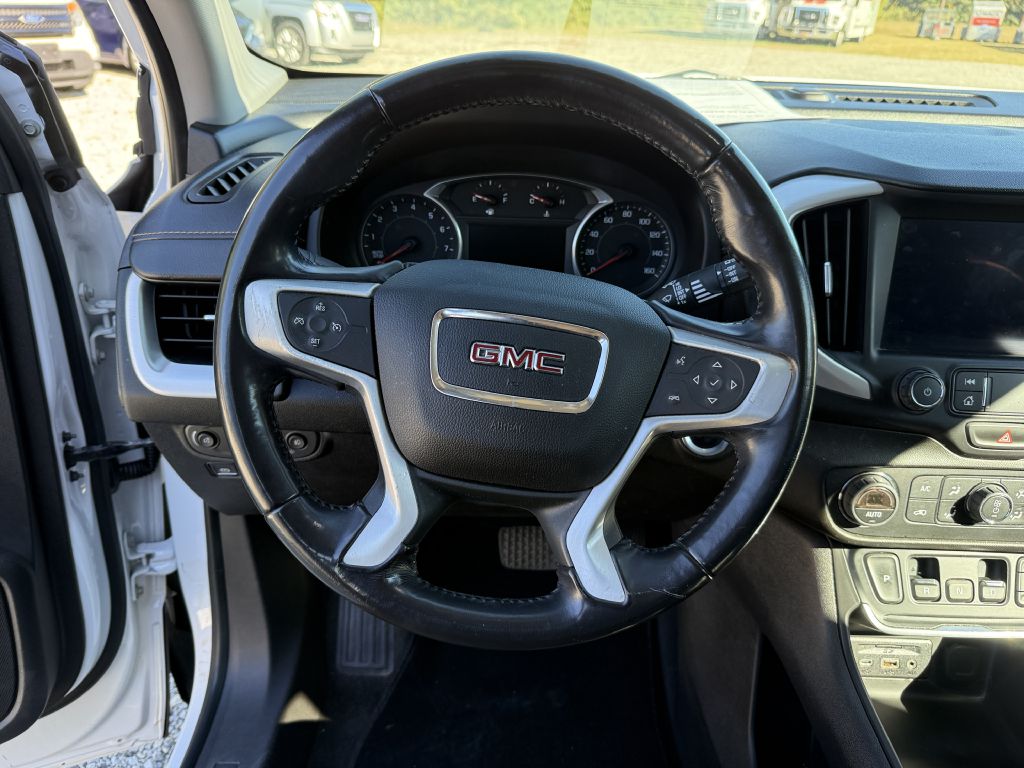 Photo 8 of this GMC TERRAIN