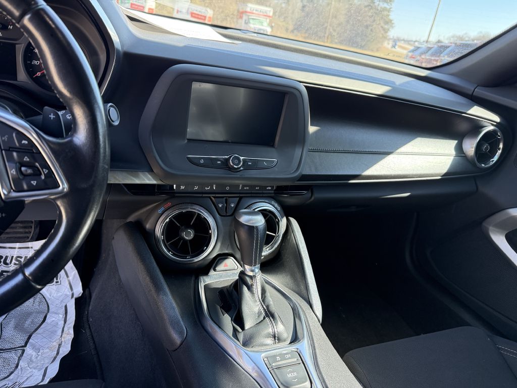 Photo 8 of this CHEVROLET CAMARO