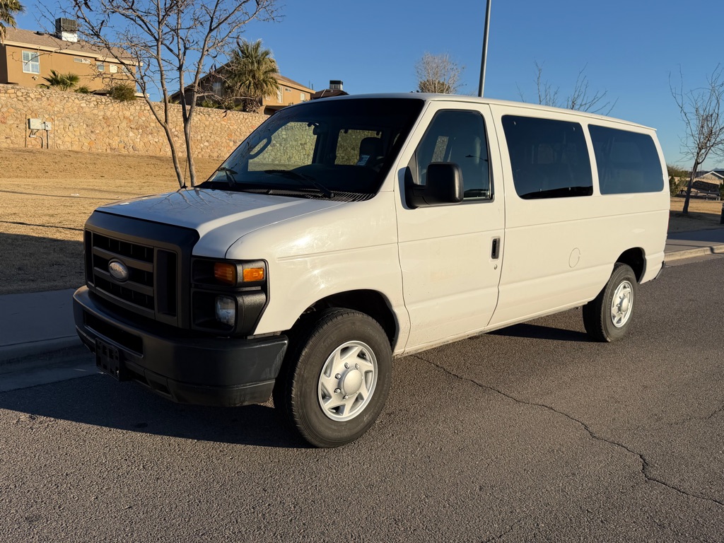 2014 Ford E-Series E-350 XL Super Duty's photo