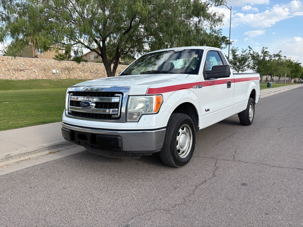 2013 Ford F-150 XL Regular Cab 126-in's photo