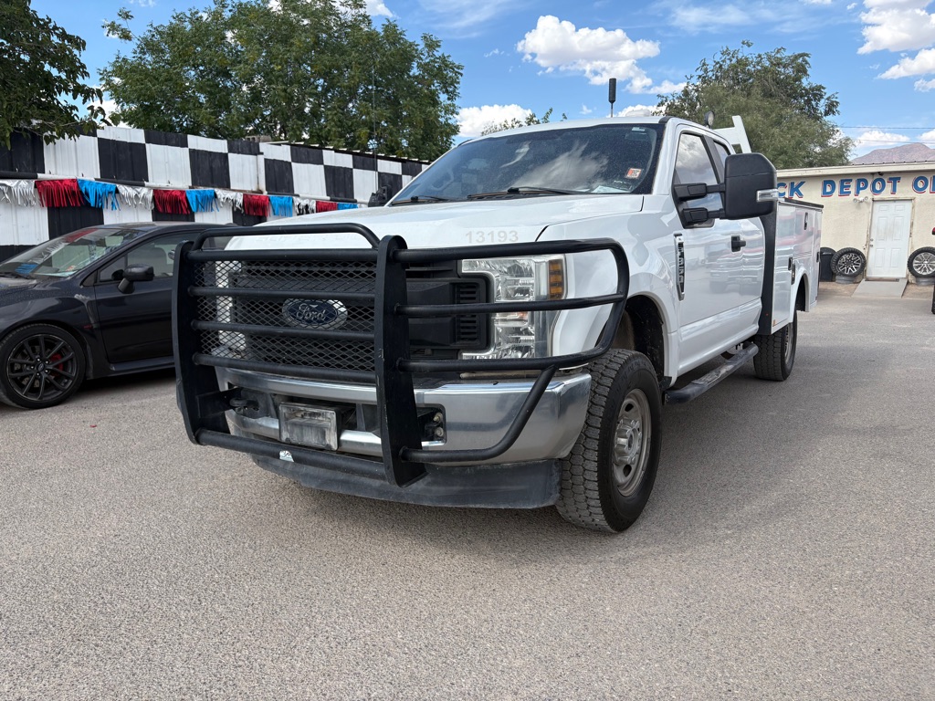 2019 Ford F-350 XL 4x4 SuperCab 6-1/2' Box SRW's photo