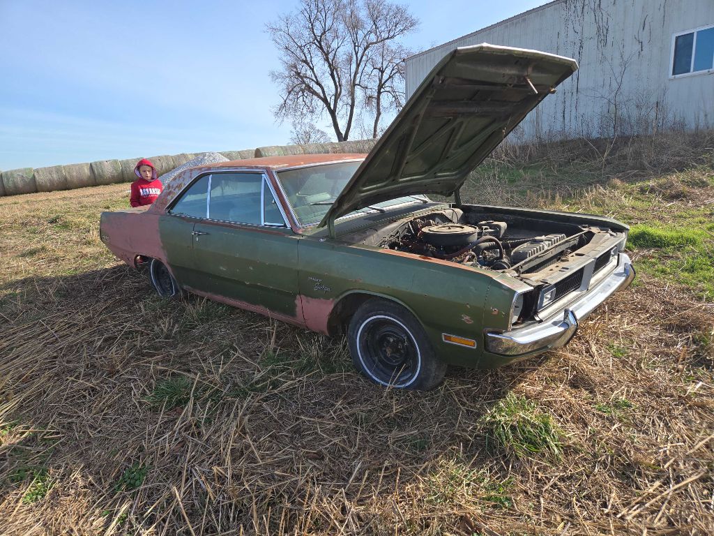 Photo 3 of this DODGE DART