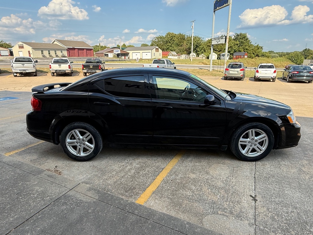 Photo 6 of this DODGE AVENGER