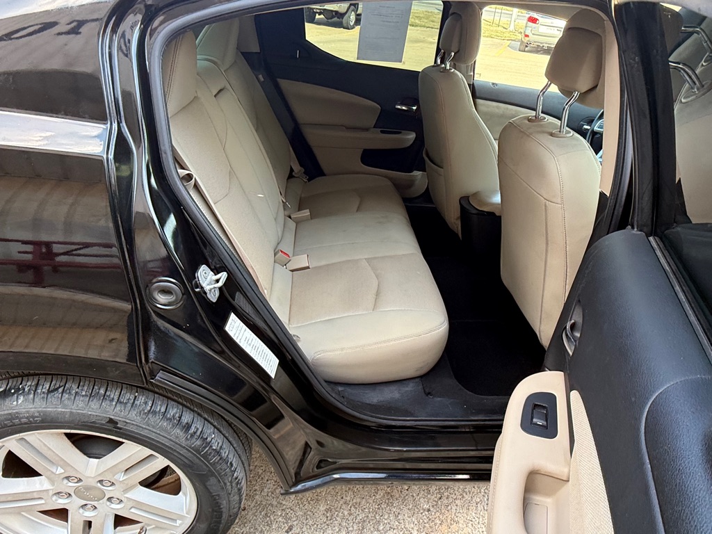 Photo 11 of this DODGE AVENGER