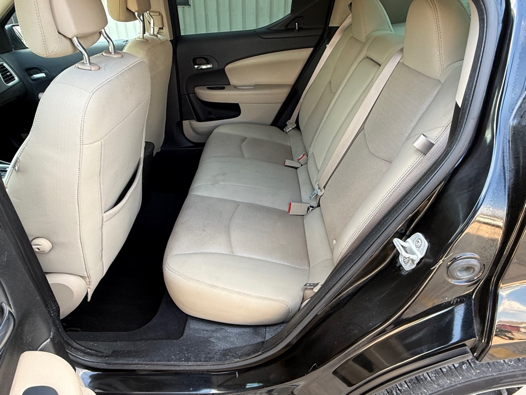 Photo 10 of this DODGE AVENGER
