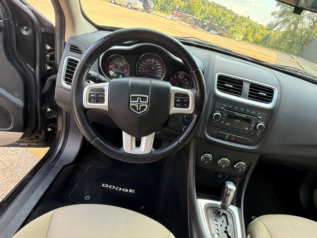Photo 14 of this DODGE AVENGER
