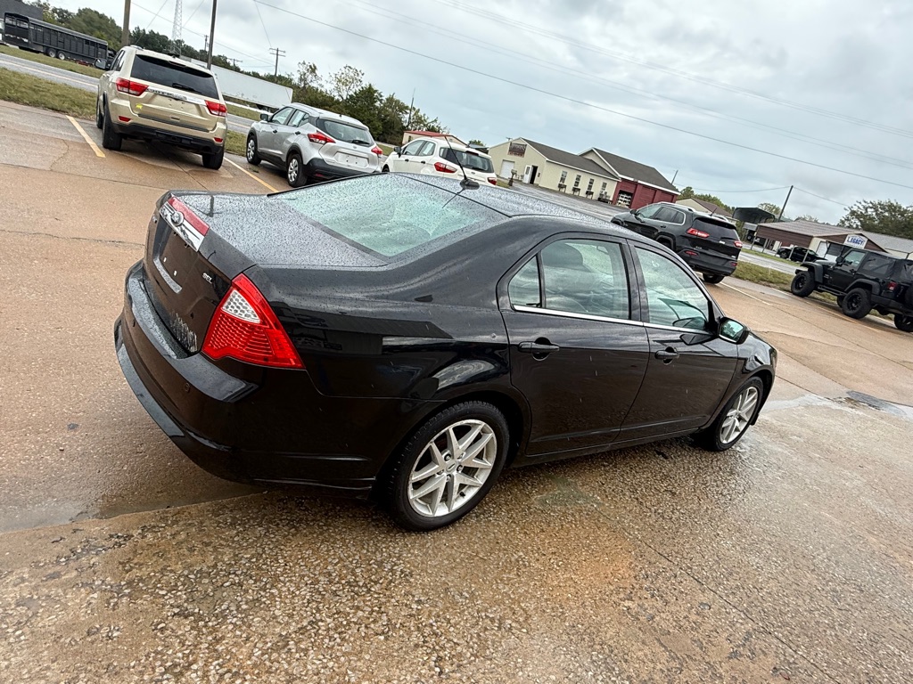 Photo 5 of this FORD FUSION