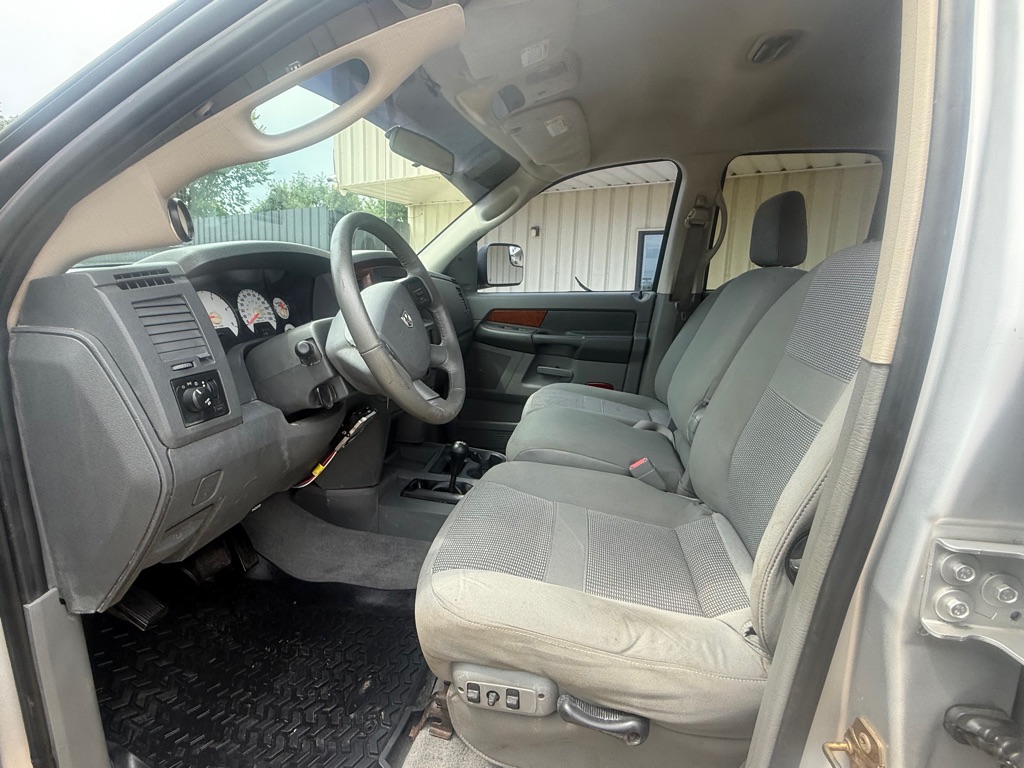 Photo 13 of this DODGE RAM 2500
