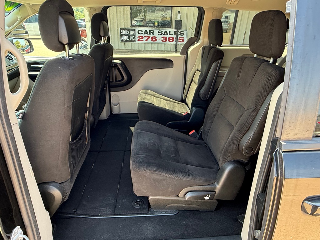 Photo 10 of this DODGE GRAND CARAVAN