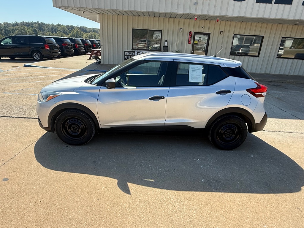 Photo 2 of this NISSAN KICKS