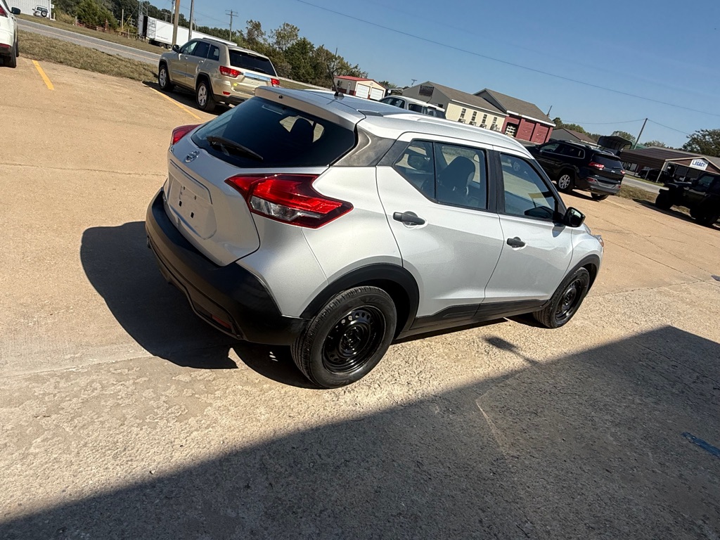 Photo 5 of this NISSAN KICKS