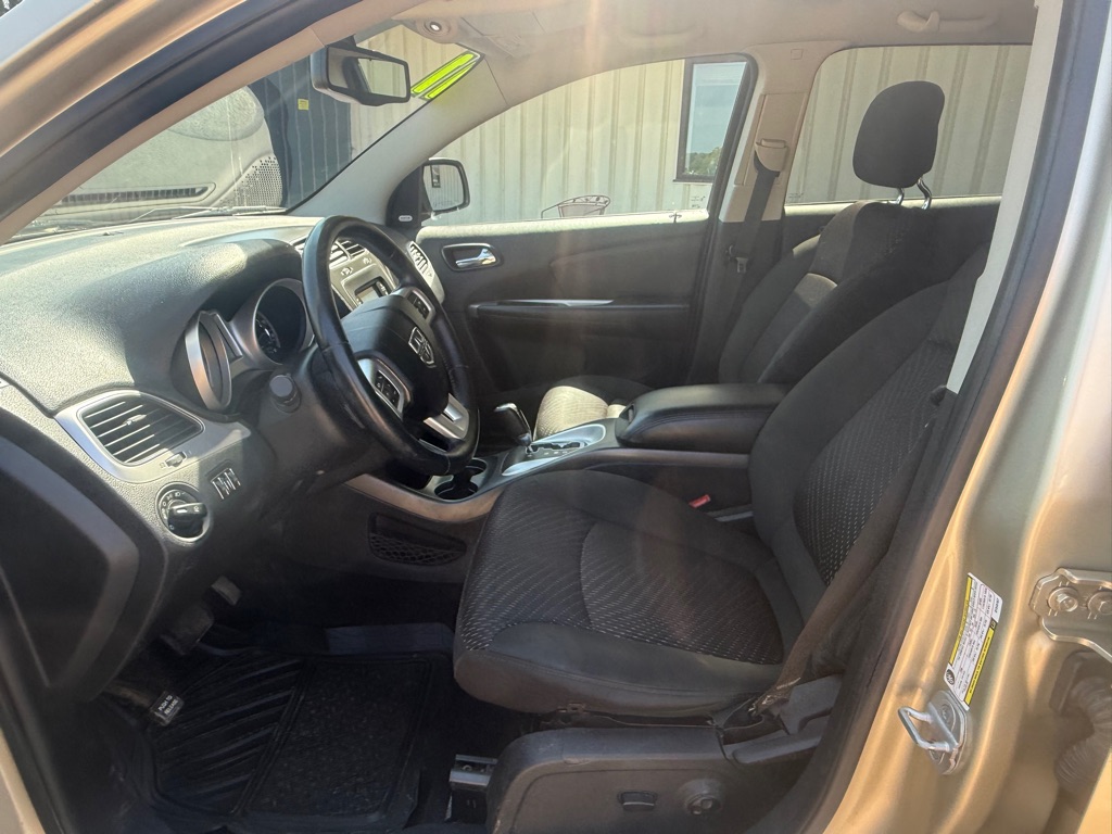 Photo 13 of this DODGE JOURNEY
