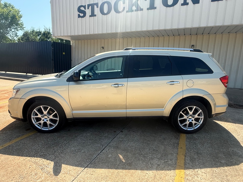 Photo 2 of this DODGE JOURNEY