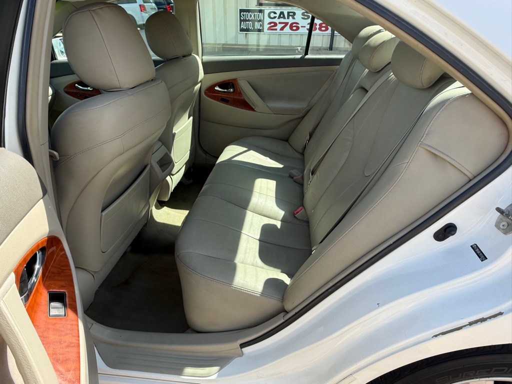 Photo 10 of this TOYOTA CAMRY