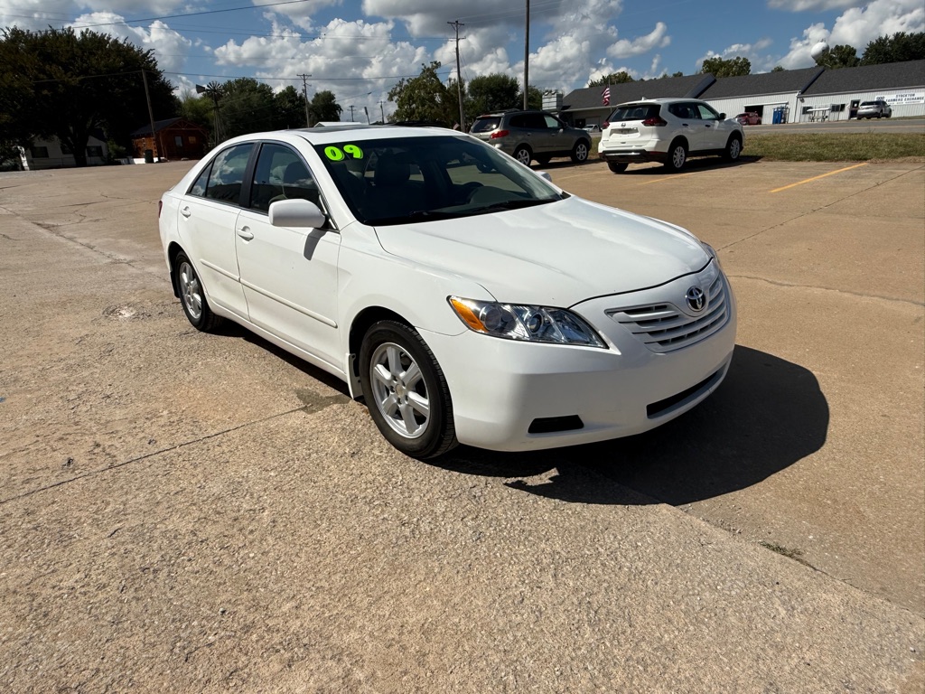 Photo 7 of this TOYOTA CAMRY