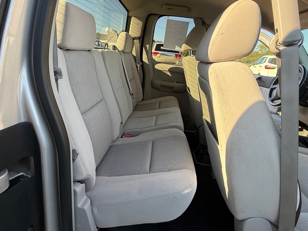 Photo 10 of this CHEVROLET SILVERADO 1500