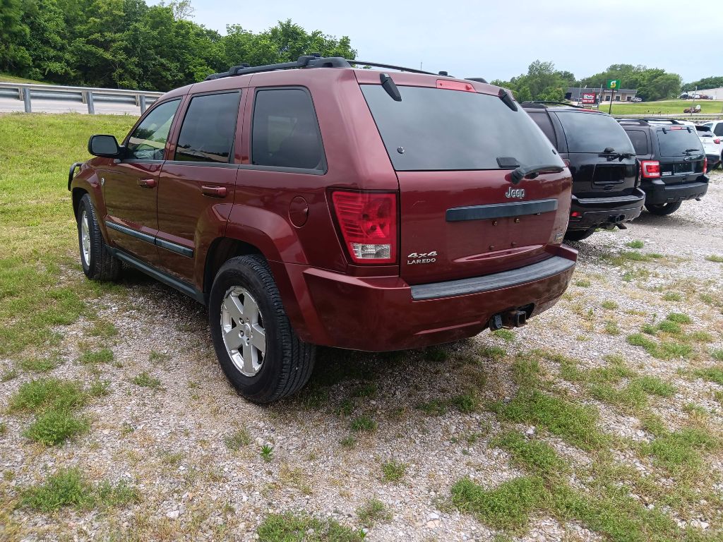 Photo 17 of this JEEP GRAND CHEROKEE