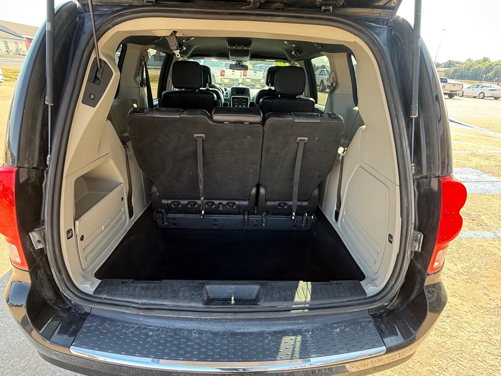 Photo 9 of this DODGE GRAND CARAVAN