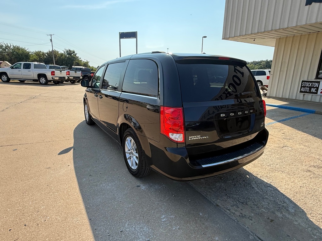 Photo 3 of this DODGE GRAND CARAVAN