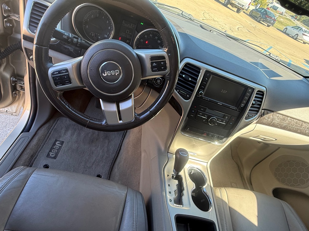 Photo 14 of this JEEP GRAND CHEROKEE