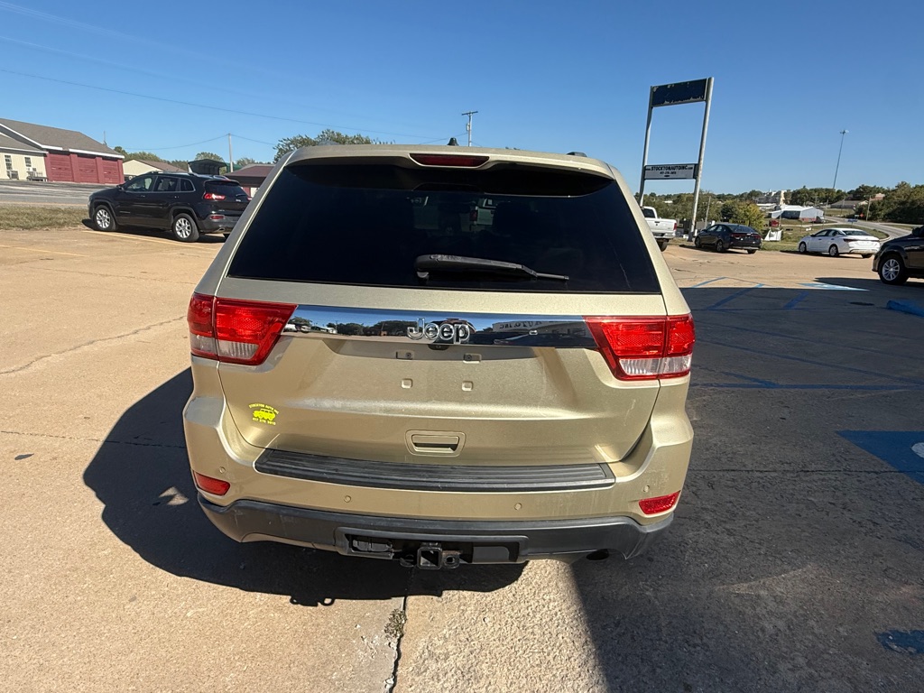 Photo 4 of this JEEP GRAND CHEROKEE
