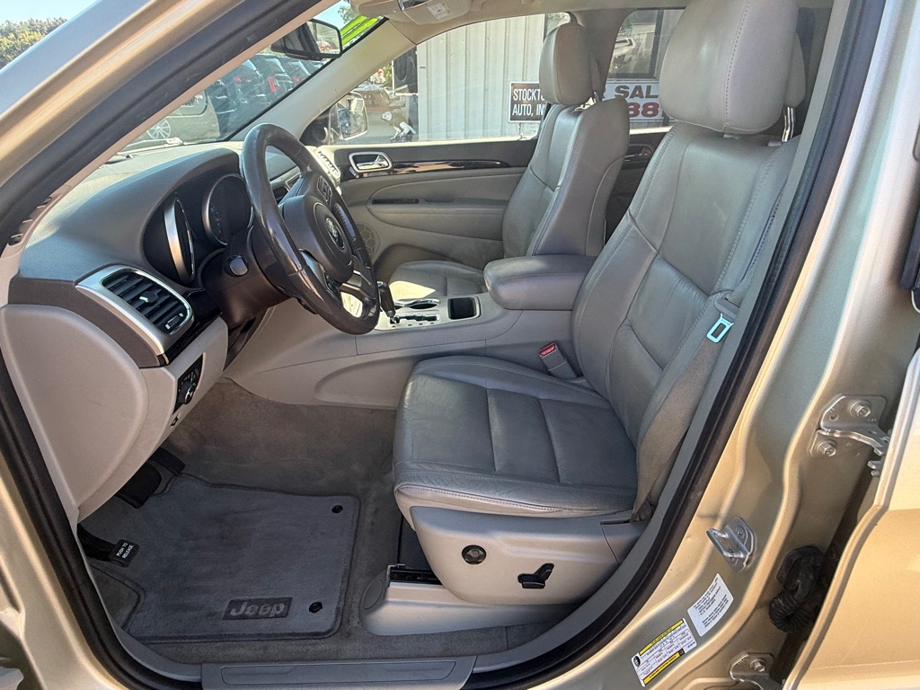 Photo 13 of this JEEP GRAND CHEROKEE