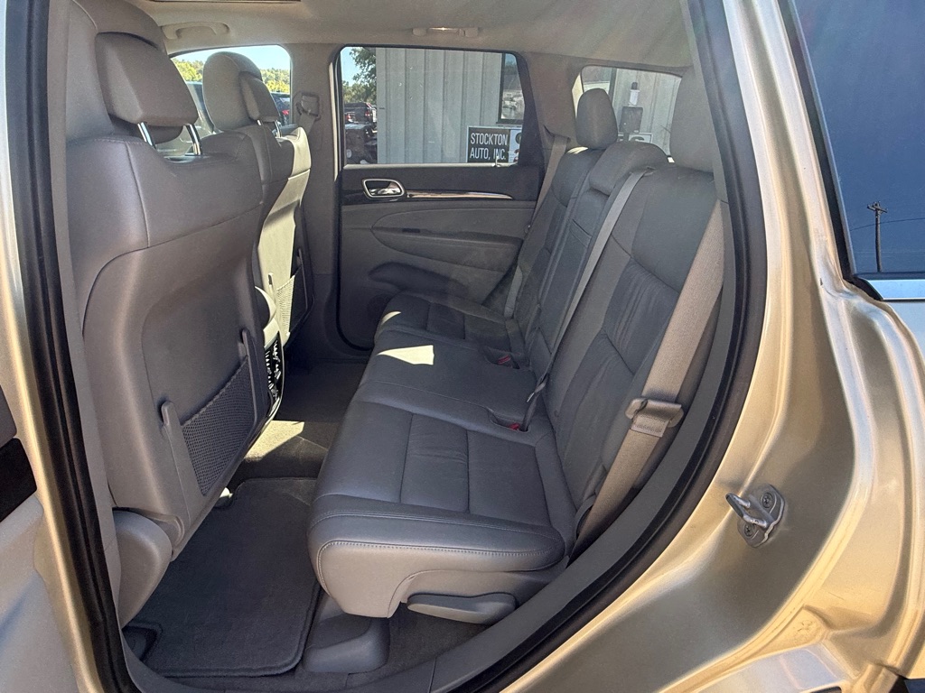 Photo 10 of this JEEP GRAND CHEROKEE